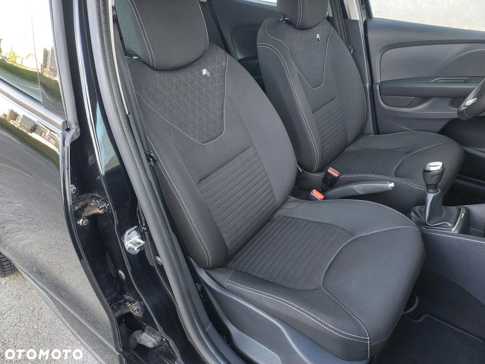 Renault Clio 1.2 16V Limited - 25