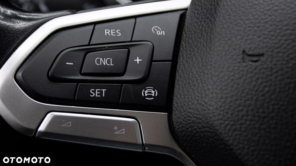 Volkswagen Passat 2.0 TDI EVO Essence - 16
