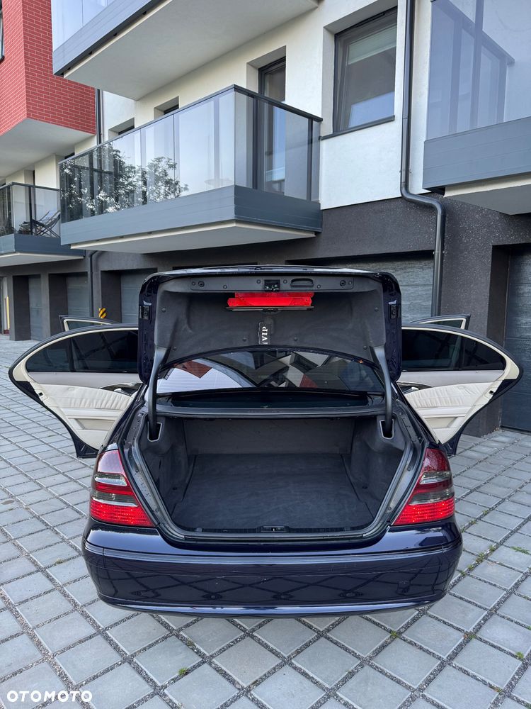 Mercedes-Benz Klasa E 320 CDI Avantgarde - 14