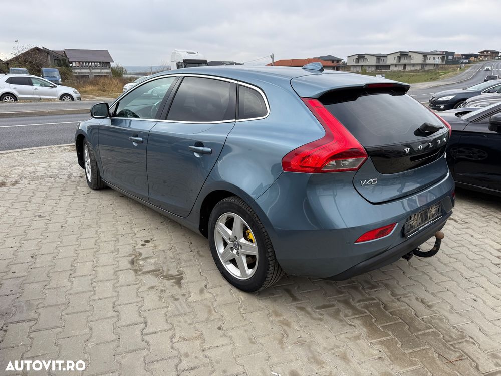 Volvo V40 Cross Country D2 Momentum - 3