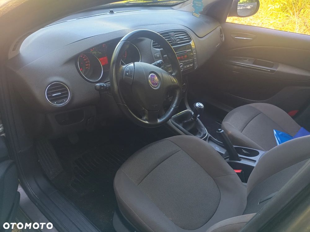 Fiat Bravo 1.4 T-JET 16V Estiva Plus - 8