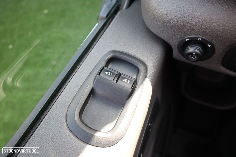 Ford Transit 350 L4 2.0 TDCi H3 Trend - 36