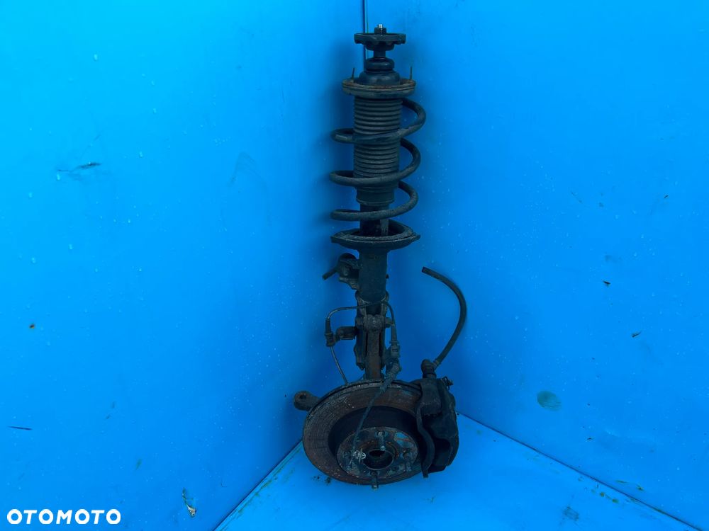 ZWROTNICA AMORTYZATOR PRAWY MCPERSON HYUNDAI I10 II 13- - 1