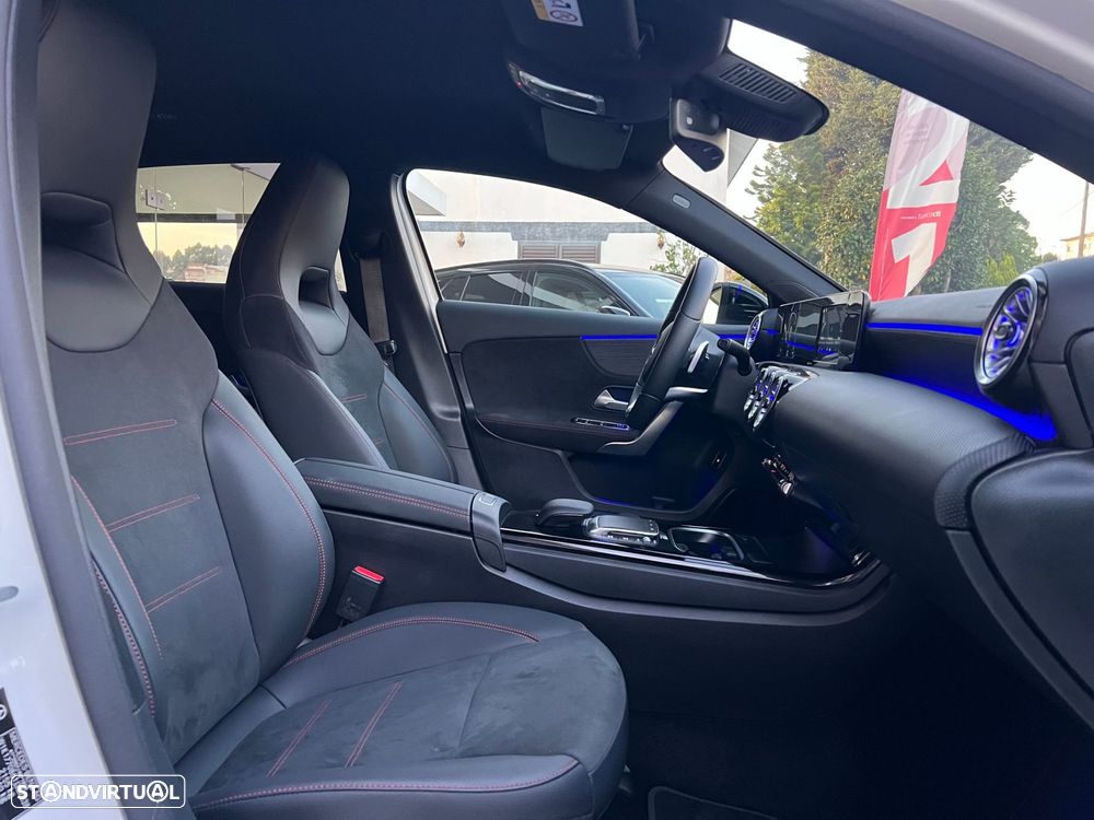 Mercedes-Benz A 250 e AMG Line - 19