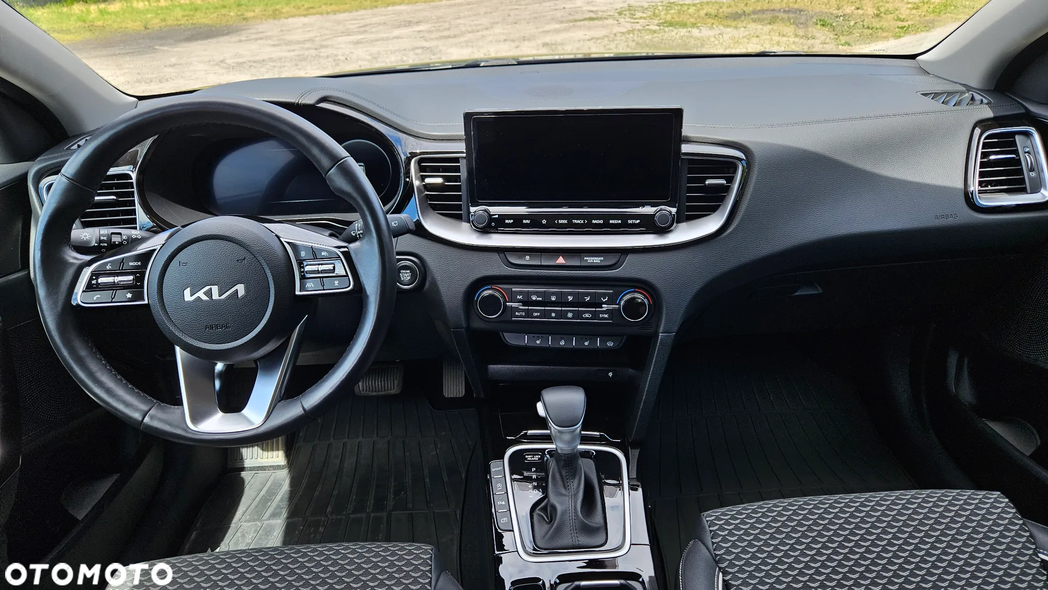 Kia XCeed 1.6 T-GDI Business Line DCT - 11