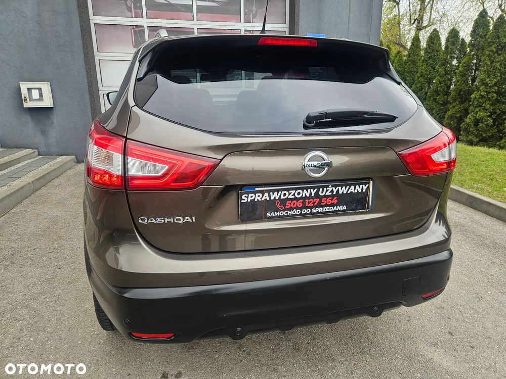 Nissan Qashqai 1.2 DIG-T Tekna EU6 - 8