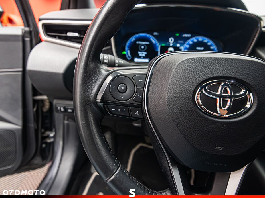 Toyota Corolla - 10