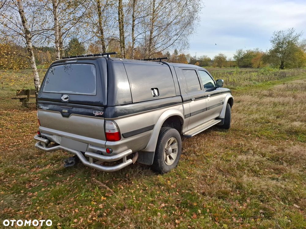Mitsubishi L200 - 4