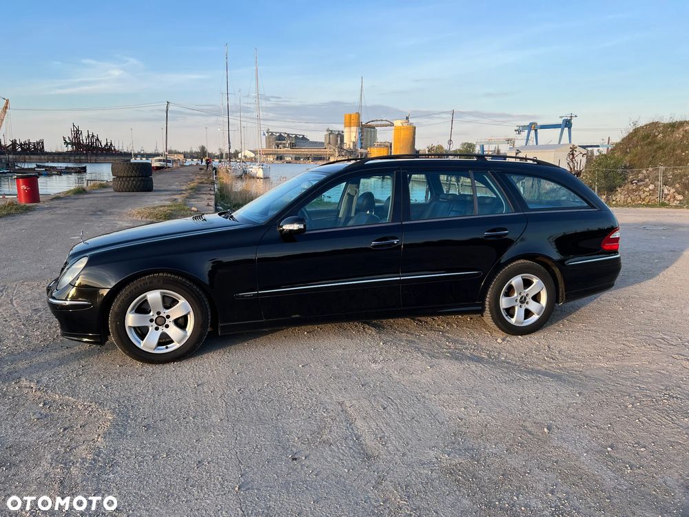 Mercedes-Benz Klasa E 320 CDI T Avantgarde - 4