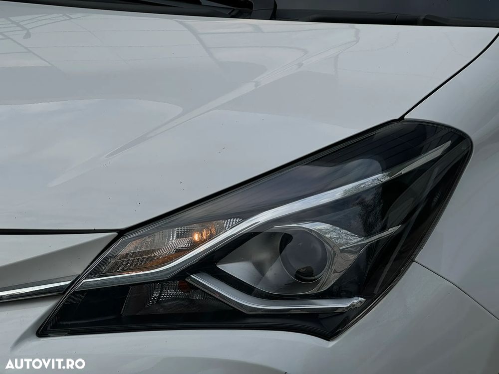 Toyota Yaris 1.5 VVT-i Life - 8