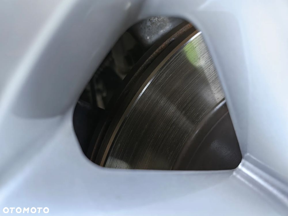 Volkswagen Crafter - 31