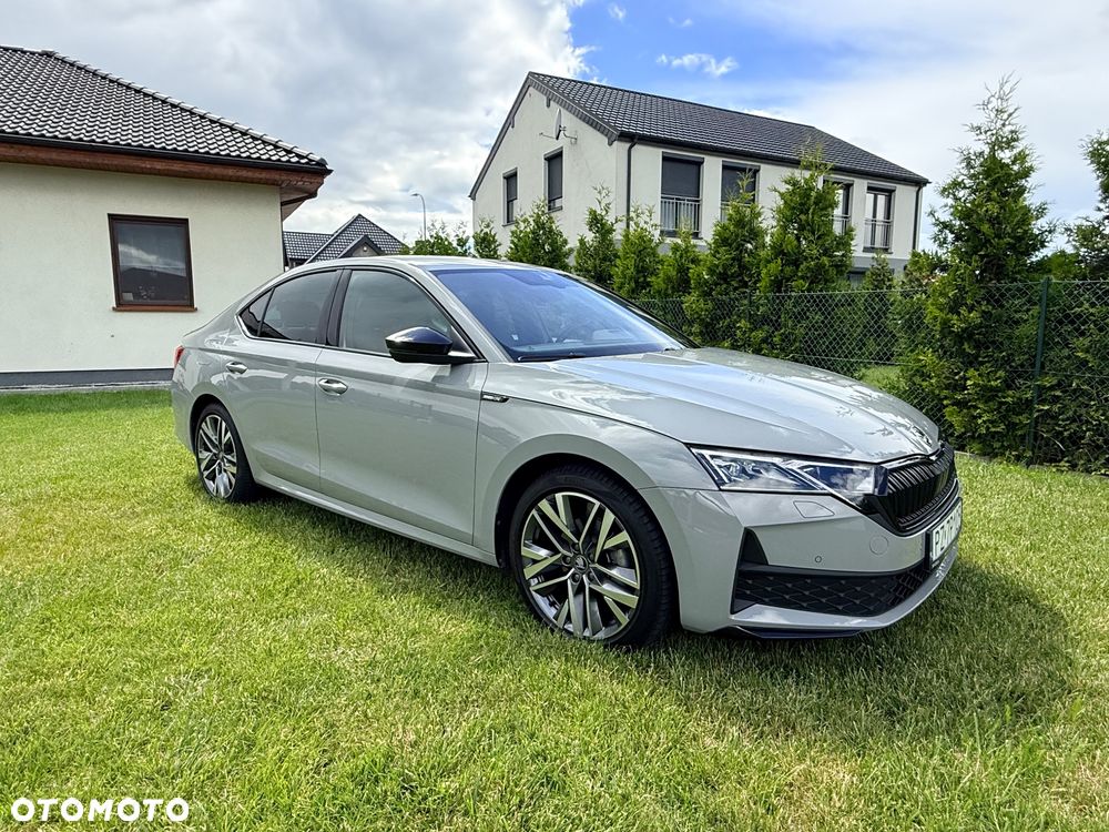 Skoda Octavia 2.0 TDI Sportline DSG - 2