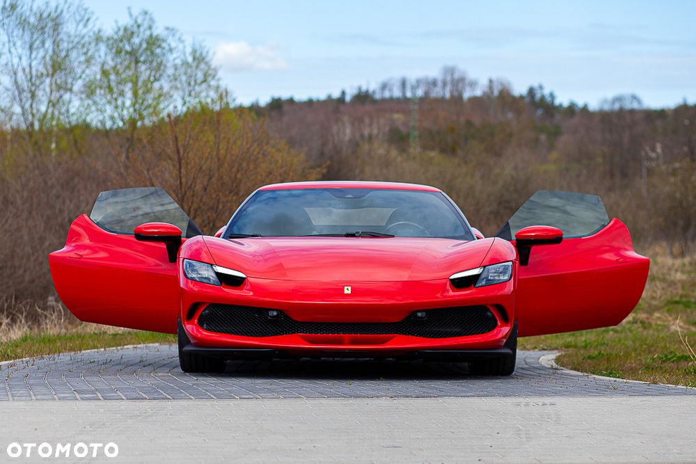 Ferrari 296 GTB - 36