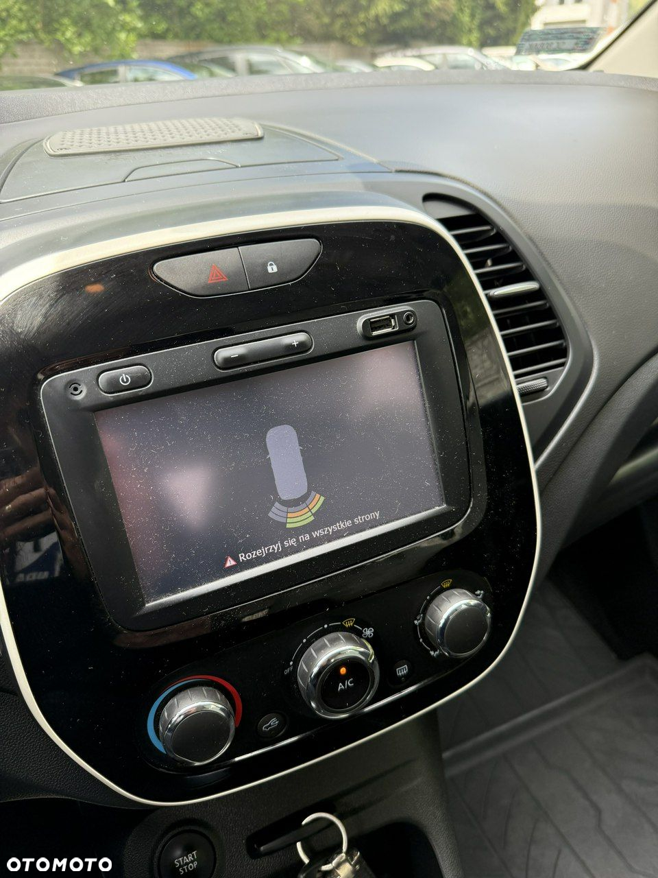 Renault Captur - 33