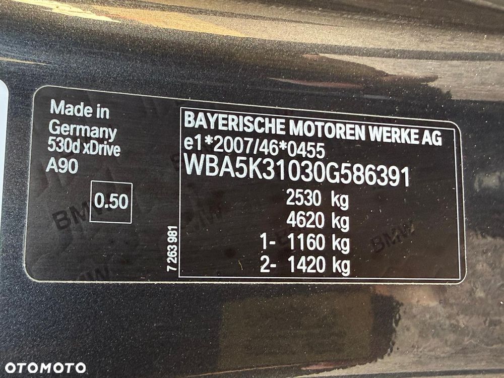 BMW Seria 5 530d Luxury Line - 24