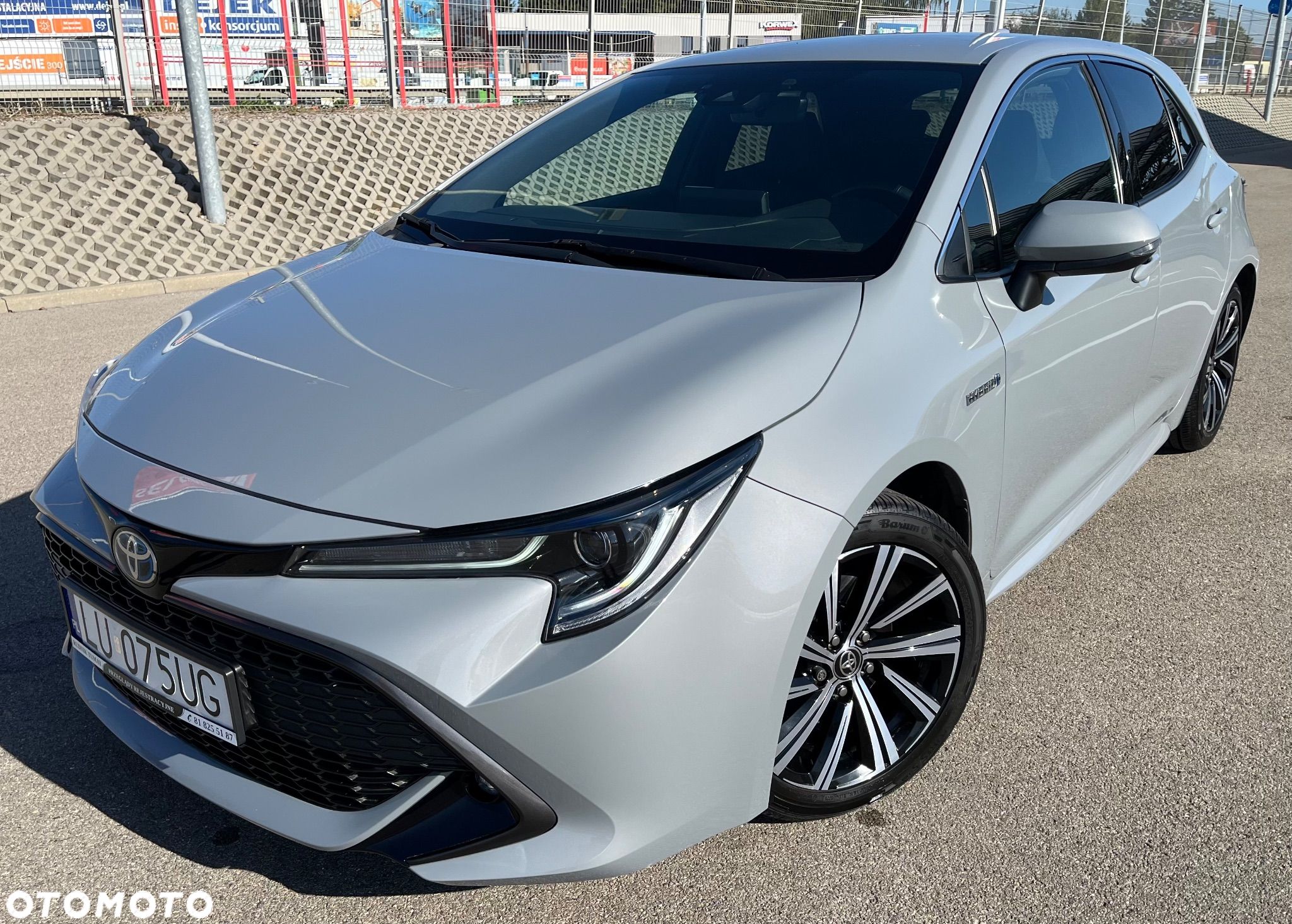 Toyota Corolla 2.0 Hybrid Comfort - 1