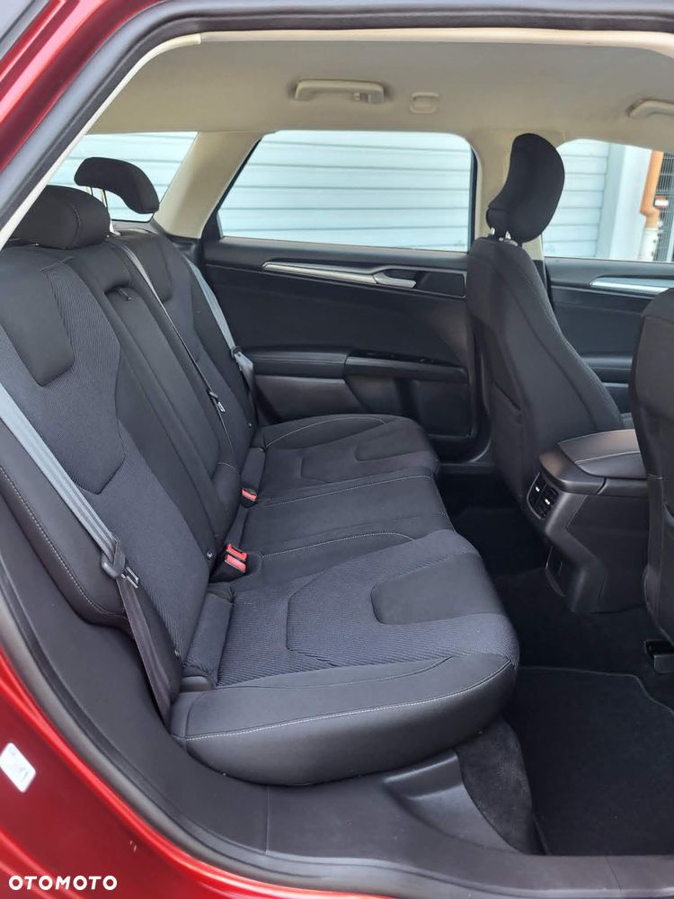 Ford Mondeo 2.0 TDCi STart-Stopp Titanium - 12