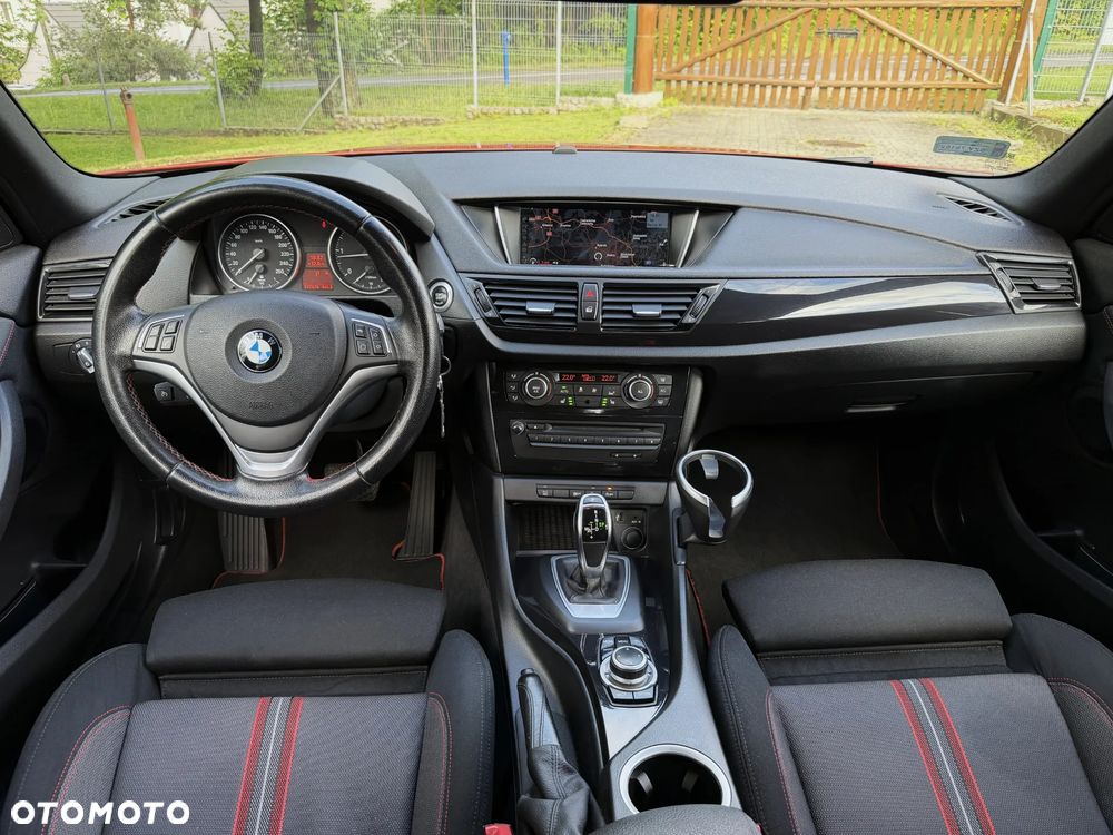 BMW X1 xDrive20d Sport Line - 14
