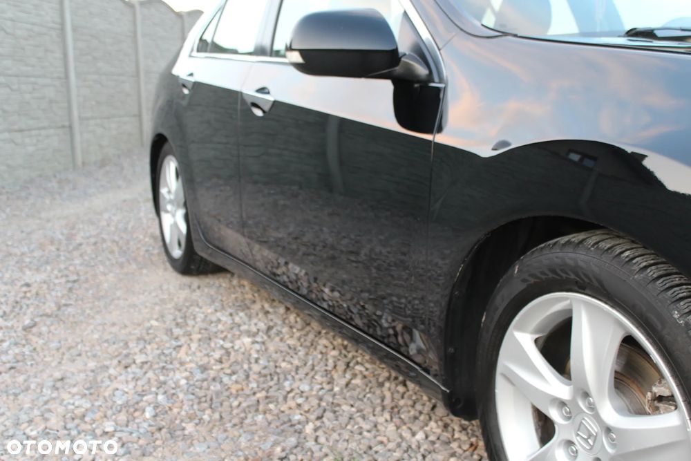 Honda Accord 2.0 Elegance Nav - 12