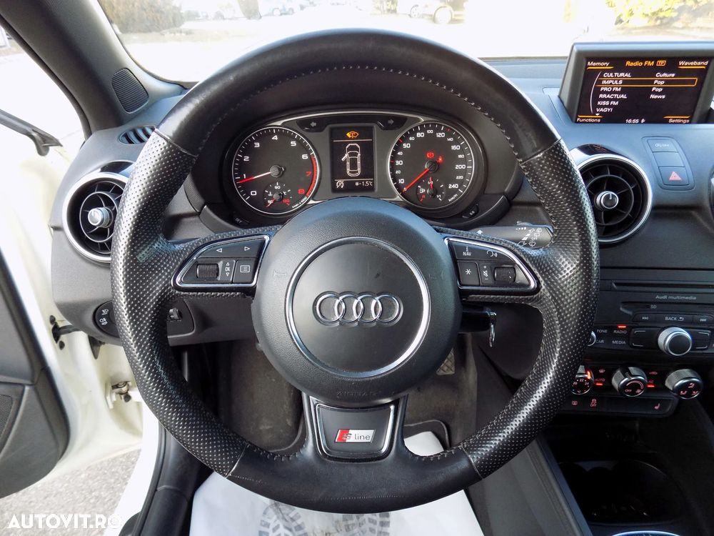 Audi A1 1.2 TFSI ack Ambition - 11