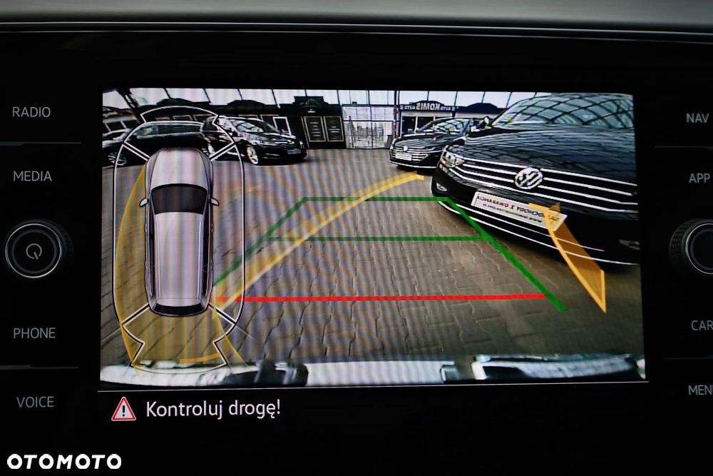 Volkswagen Passat 2.0 TSI Elegance DSG - 27