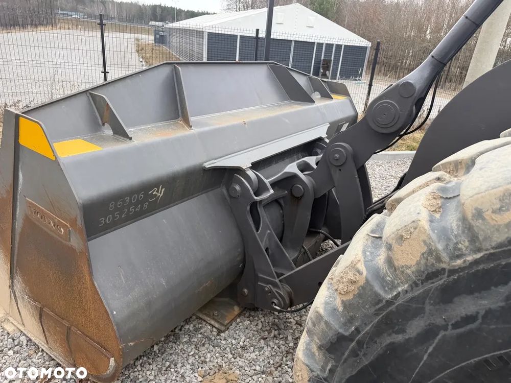 Volvo L110H - 8