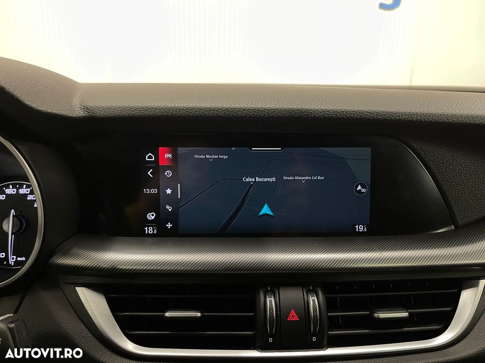Alfa Romeo Stelvio 2.2 16V AT8 Q4 Business - 15
