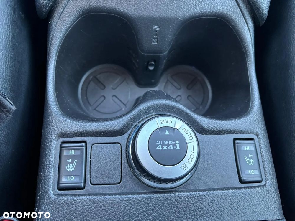 Nissan X-Trail 1.6 DCi Tekna 4WD - 33