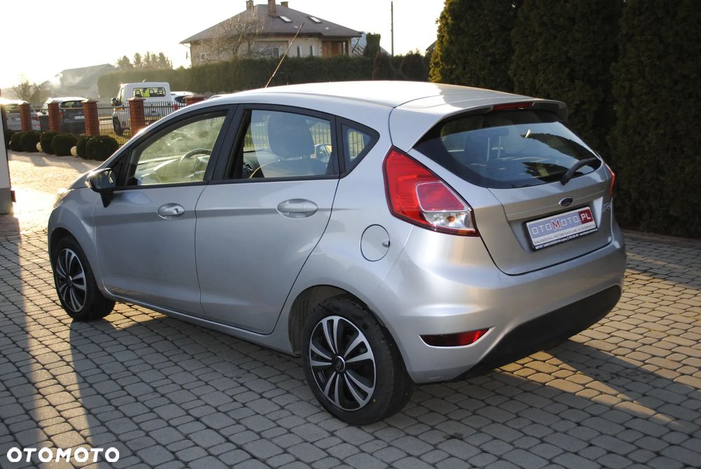 Ford Fiesta - 7