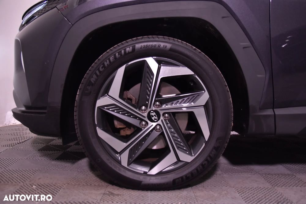 Hyundai Tucson - 13