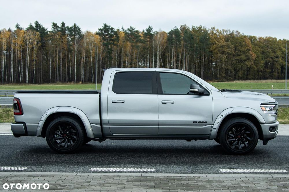 RAM 1500 5.7 Crew Cab Shortbed Laramie Black - 6