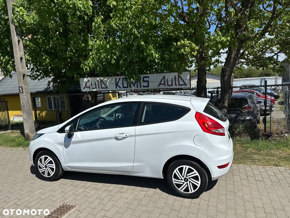 Ford Fiesta 1.25 Celebration - 13