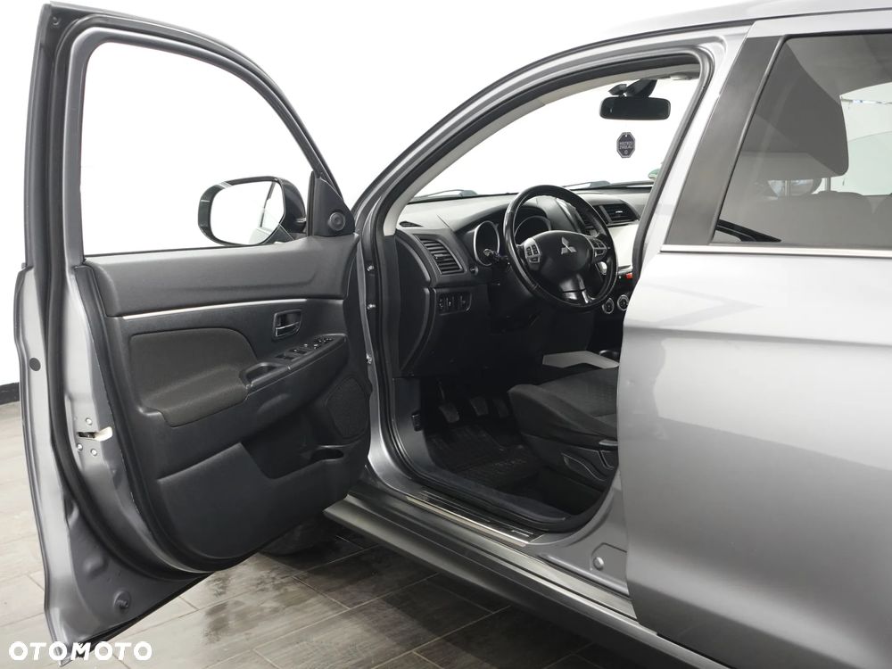 Mitsubishi ASX - 17