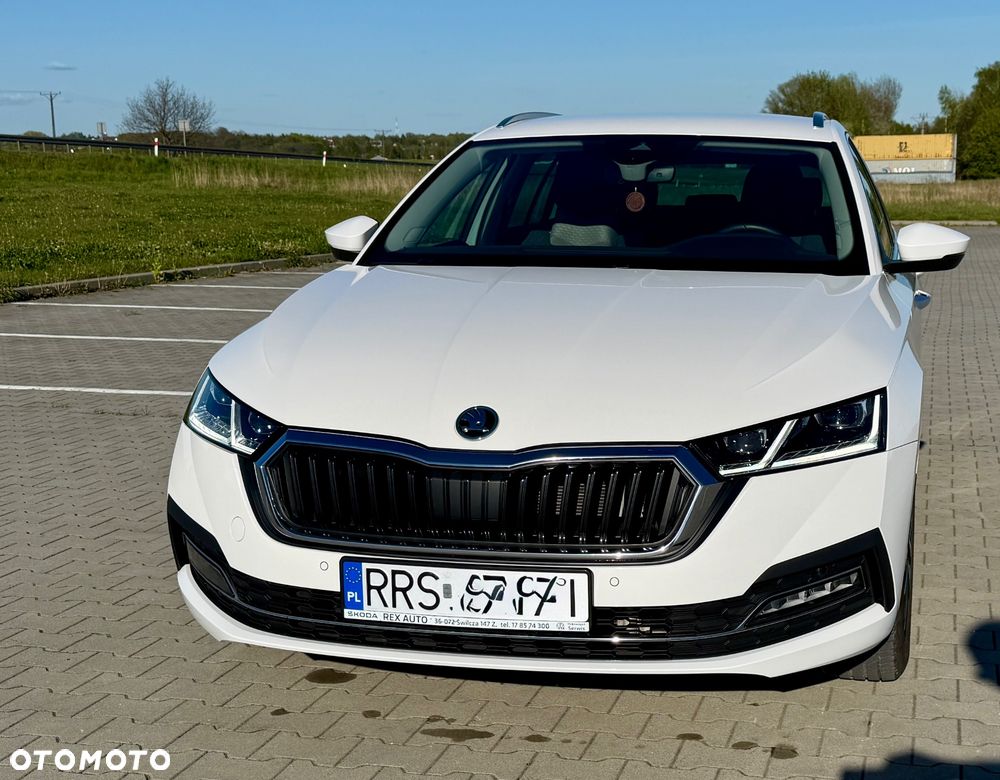 Skoda Octavia 2.0 TDI Style DSG - 1