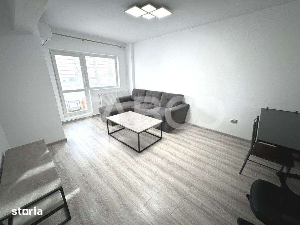 Apartament etaj 3 decomandat cu 3 camere 2 bai 2 balcoane Strand Sibiu — fotografia 1