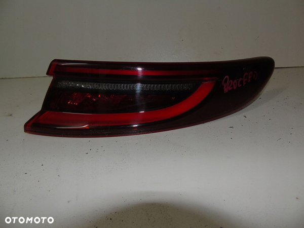 Kia Proceed lampa tylna 92402-J7200