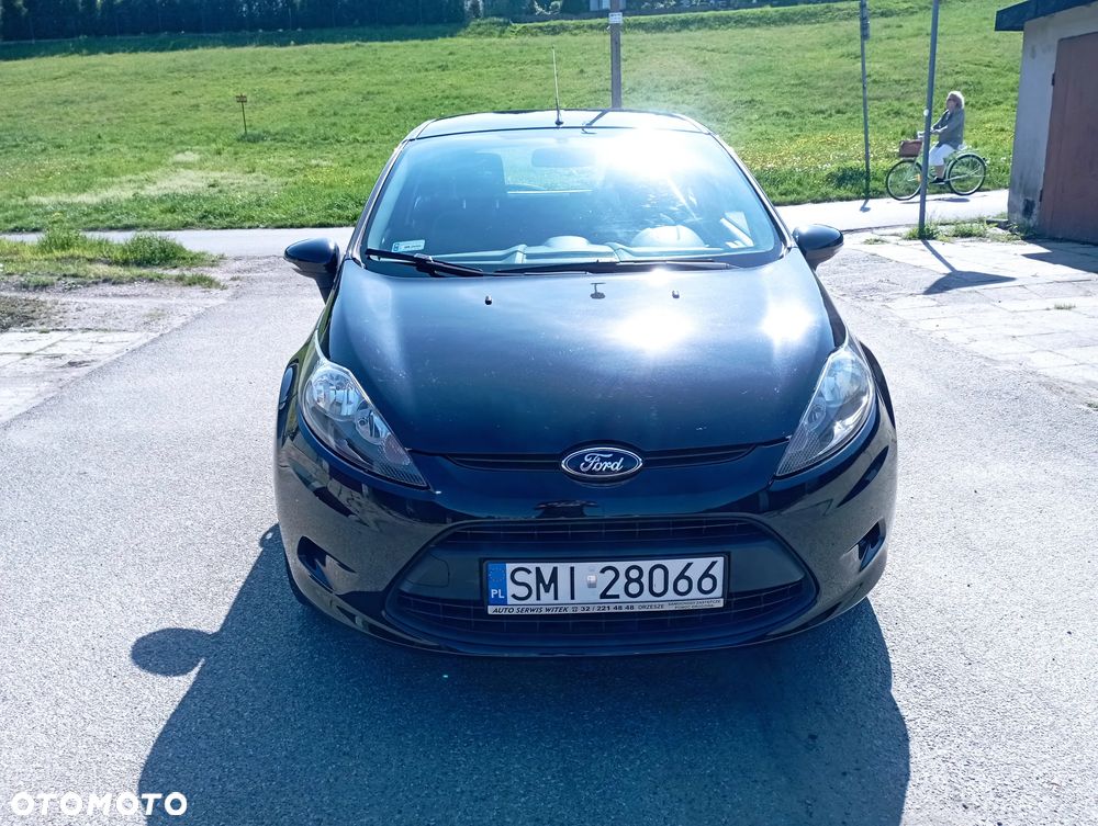 Ford Fiesta 1.25 Ambiente - 1