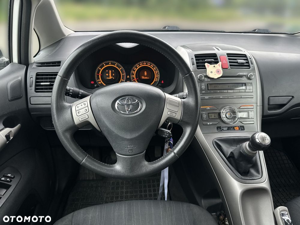 Toyota Auris 1.6 VVT-i Sol - 17