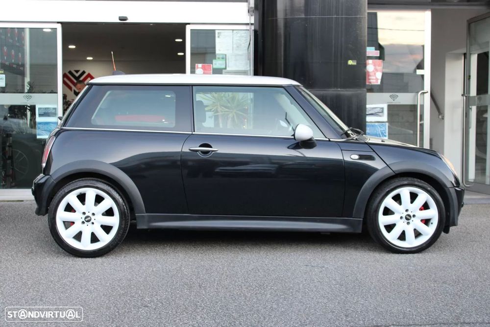 MINI 3 Portas One 1.4 D - 5