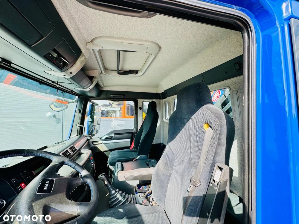 MAN MAN TGS 26.360 // 6x2 // przebieg 247 tyś.km // żuraw HMF // - 33