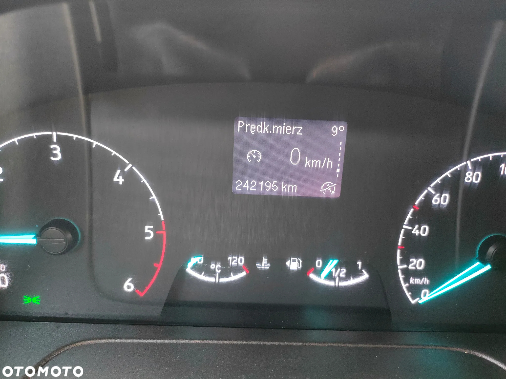 Ford TRANSIT CUSTOM 2019r 2,0 TDCI 130 KM L1H1 EURO 6  LEDY - 9