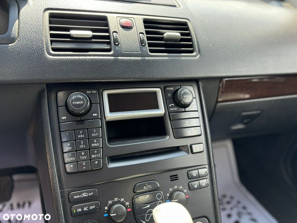 Volvo XC 90 - 19