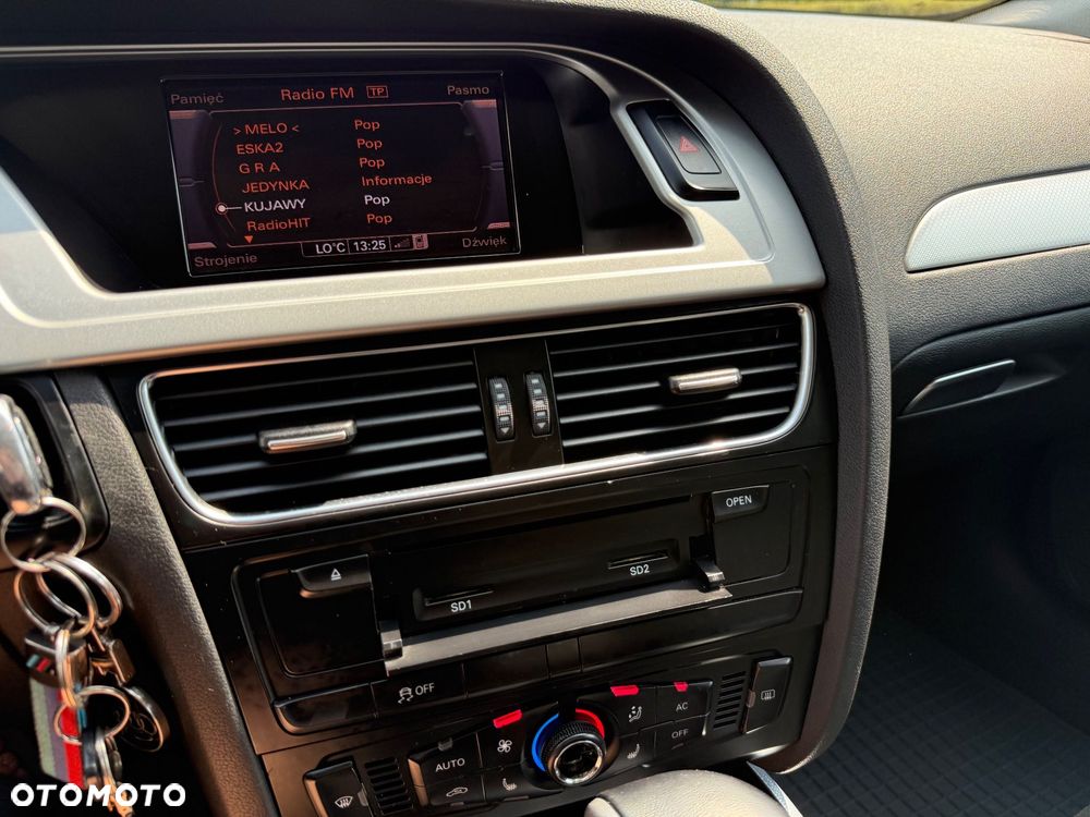 Audi A4 Avant 2.0 TDI DPF multitronic S line Sportpaket - 14