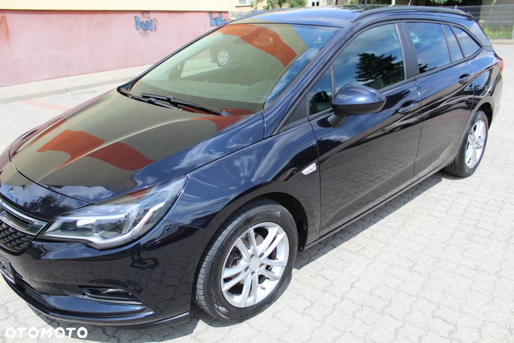 Opel Astra - 1