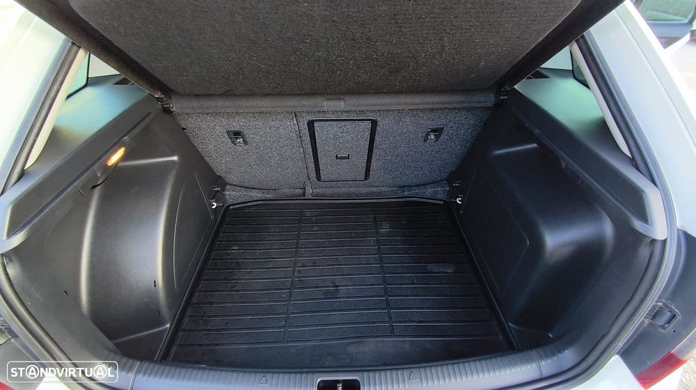 Skoda Rapid 1.6 TDI Elegance - 15