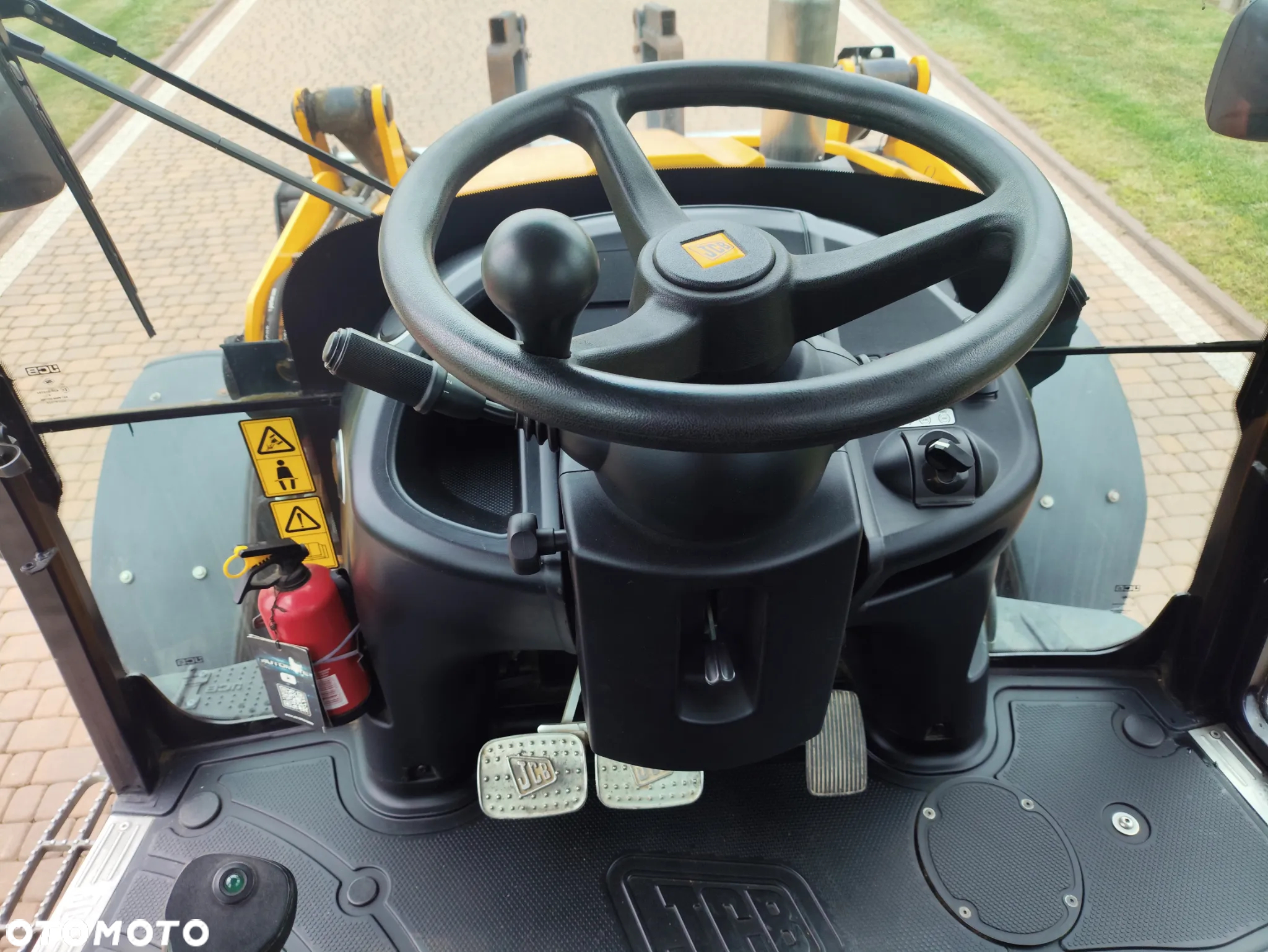 JCB 3CX CONTRAKTOR / bez  DPF I ADBLUE / JOYSTICK / SALONOWA / 2300 MTG / - 32