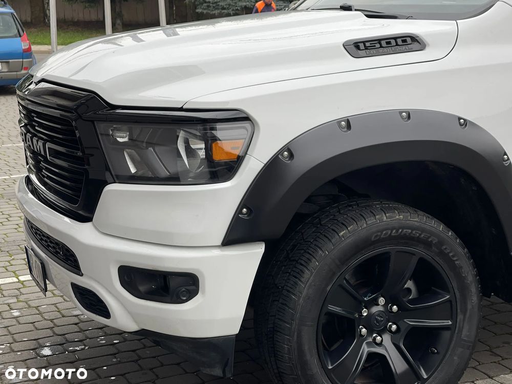 Dodge RAM 1500 5.7 4x4 - 20