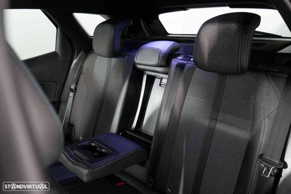 Peugeot 3008 1.6 Hybrid Allure Pack e-EAT8 - 11