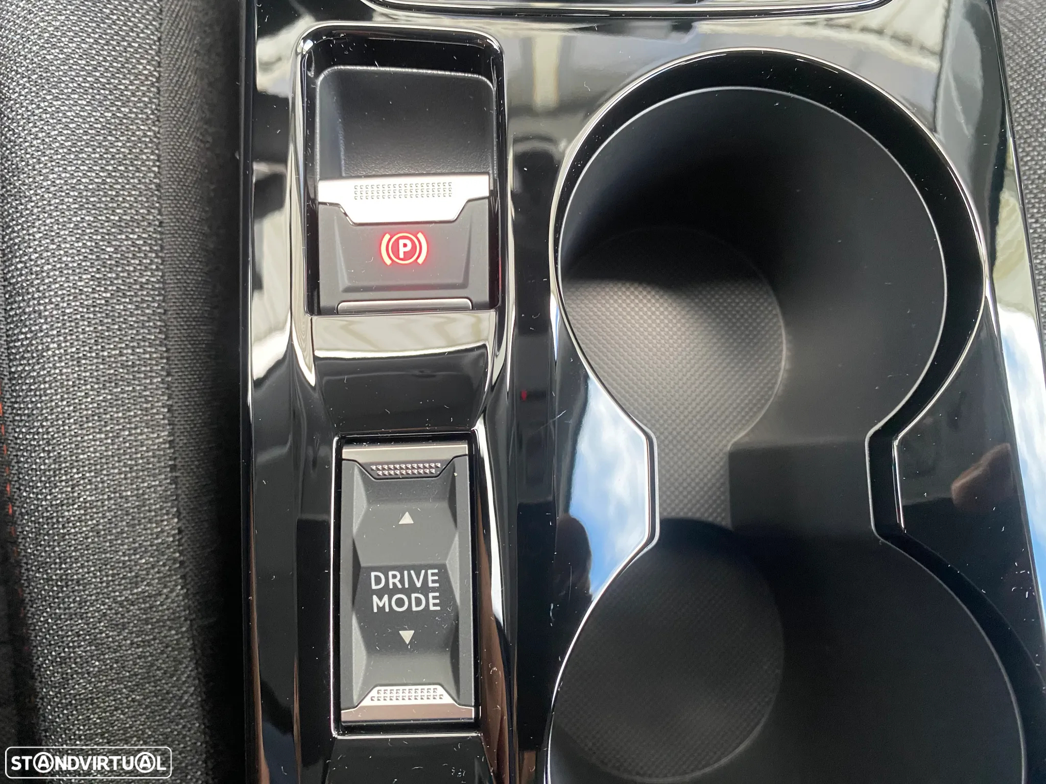 Peugeot e-208 50 kWh Active Pack - 30