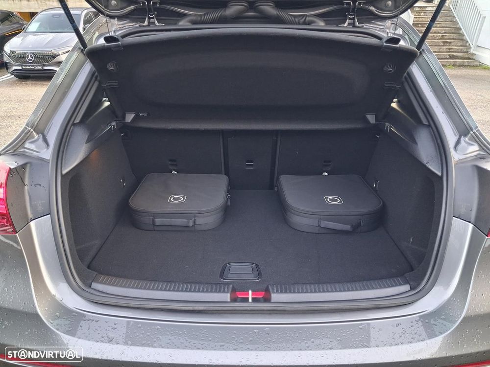 Mercedes-Benz A 250 - 12